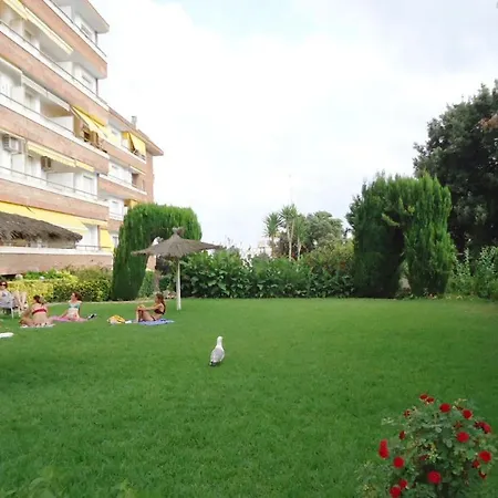 Playas Fenals-costa Brava Vacances Apartment