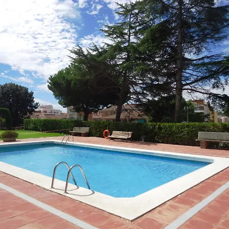 Playas Fenals-costa Brava Vacances Apartment